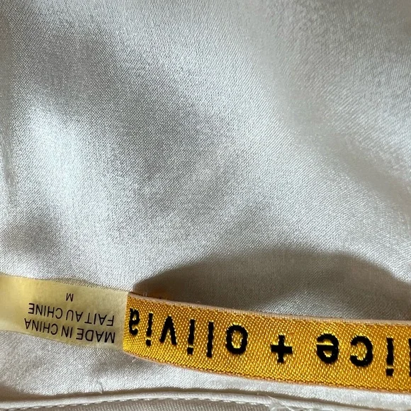 Alice + Olivia white pleated dress MEDIUM - Picture 3 of 8